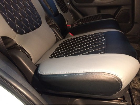 Авточехлы на Mitsubishi Outlander 3