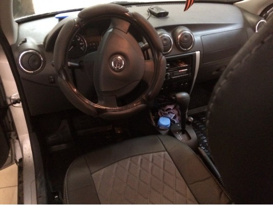 Авточехлы на Nissan Almera G15