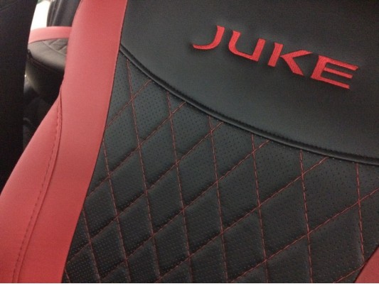 Авточехлы на Nissan Juke