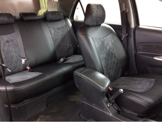 Авточехлы на Toyota Yaris