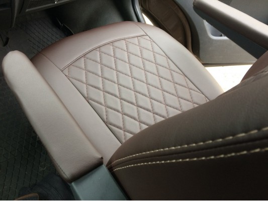 Авточехлы на Volkswagen Caravelle T5