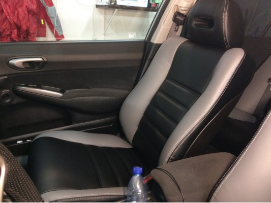 Каркасные авточехлы на Honda Civic 8 4D Каркасные авточехлы на Honda Civic 8 4D